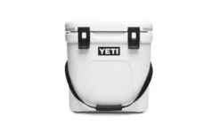 Yeti Roadie 24 Cooler -Osprey Butikk 200259 Roadie 24 Campaign Website Assets White Front Handle Down 1680x1204 1024x1024 2x f148d077 10e8 4bac 827d e9958a1eee32