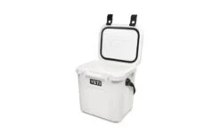 Yeti Roadie 24 Cooler -Osprey Butikk 200259 Roadie 24 Campaign Website Assets White Quarter Open 1680x1204 1024x1024 2x 30acac55 51f0 400d 8b24 26a94eafc46b