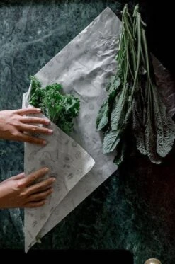 Beeswax Food Wrap Giant -Osprey Butikk 525x789 kale giant abeego beeswax wrap 2786x ff644bc0 dbe4 4760 a488 d920e90bece8