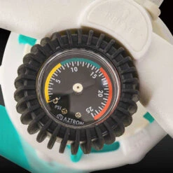 Aztron Giant Pump (SUP) -Osprey Butikk AZTRON Giant Pump meter