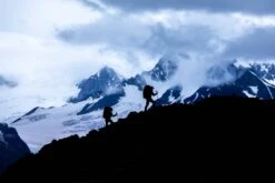 Osprey Aether Plus 100 Fjellsekk Herre -Osprey Butikk AetherPlus S21 NathanielWilder Expires 09 08 22 4848 web