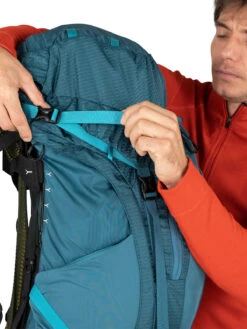 Osprey Atmos AG 50 Tursekk Herre (2022) 28 Osprey Atmos AG 50 Tursekk Herre (2022) -Osprey Butikk Atmos 65L S22 Detail10 VenturiBlue web