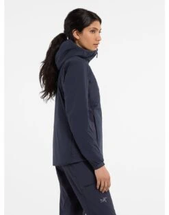 Arcteryx Atom LT Hoody Hettejakke (Dame) -Osprey Butikk Atom Hoody Black Sapphire Women s Side View Right
