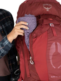 Osprey Aura AG 65 Tursekk Dame -Osprey Butikk AuraAG 65L S22 Detail1 BerrySorbetRed web