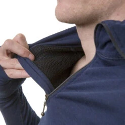 Brynje Arctic Zip Polo W/Thumbgrip (Herre) -Osprey Butikk Brynje Arctic Zip Polo w thumbgrip Herre modell hals