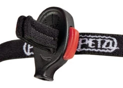 Petzl E+Lite P4 Nødlykt (50 Lumen) -Osprey Butikk E02 P4 ELITE 2 focus 2 LowRes