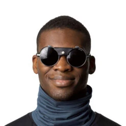 Houdini Desoli Chimney Hals -Osprey Butikk Houdini Desoli Chimney Hals Bucket Blue modell front