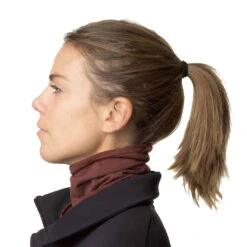 Houdini Desoli Chimney Hals -Osprey Butikk Houdini Desoli Chimney Hals Terra Red modell profil