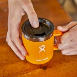 Hydro Flask Coffee Mug Kaffekrus (177 Ml) -Osprey Butikk Hydro Flask Coffee Mug Kaffekrus 177ml lokket paa