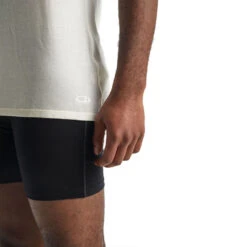 Icebreaker Anatomica Tank (Herre) 8 Icebreaker Anatomica Tank (Herre) -Osprey Butikk Icebreaker Anatomica Tank Herre Snow modell nedekant detalj