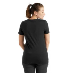 Icebreaker Tech Lite II SS T-skjorte (Dame) -Osprey Butikk Icebreaker Tech Lite II T Skjorte Black modell bak