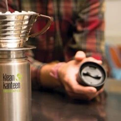 Klean Kanteen Café Cap (eldre Modell) -Osprey Butikk K12VWPCC barista cafe cap lifestyle 4c332b3e 6a4b 4321 a42d 86b7ee151bfc