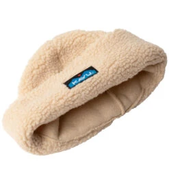 KAVU Fur Ball Beanie -Osprey Butikk KAVU Fur Ball Beanie Camel liggende