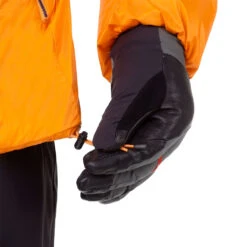 Mountain Equipment Kryos Dunjakke Herre -Osprey Butikk Mountain Equipment Kryos Dunjakke Herre Mango Medieval snorestrammer detalj