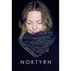 Nora - Reflekterende Ullskjerf -Osprey Butikk NOKTYRN Nora Reflekterende Ullskjerf