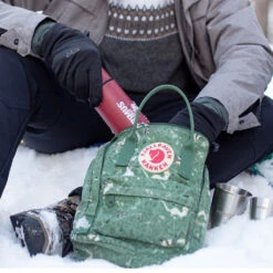 Primus Vacuum Bottle Isolerende Termos (0,35L) -Osprey Butikk Primus Vacuum Bottle Termos 0 35 liter med Kanken sekk