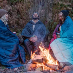 Rumpl The Original Puffy Blanket Turpledd (Deepwater) -Osprey Butikk Rumpl The Original Puffy Blanket Turpledd baalkos 98d967f0 ce52 488b b332 a669c7cc5e28