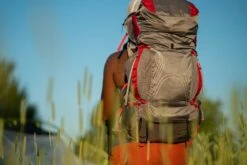 Osprey Eja Pro 55 Tursekk Dame -Osprey Butikk S23 EjaPro Evan Kay exp 8 23 24 15 web