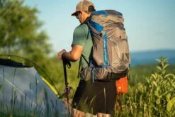 Osprey Exos Pro 55 -Osprey Butikk S23 ExosPro Evan Kay exp 8 23 24 17 web