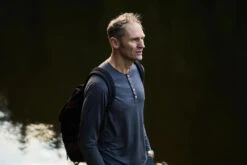 Organic Wool And Silk Longsleeve (Herre) -Osprey Butikk bfc6969d3ed087d1861bfcc31643c7ef94aa07bd 2048x1365 jpg