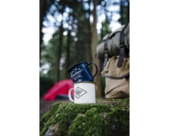 Emaljekopp "Adventure Begins" -Osprey Butikk webWAWGH25miljo3 1000x800 2